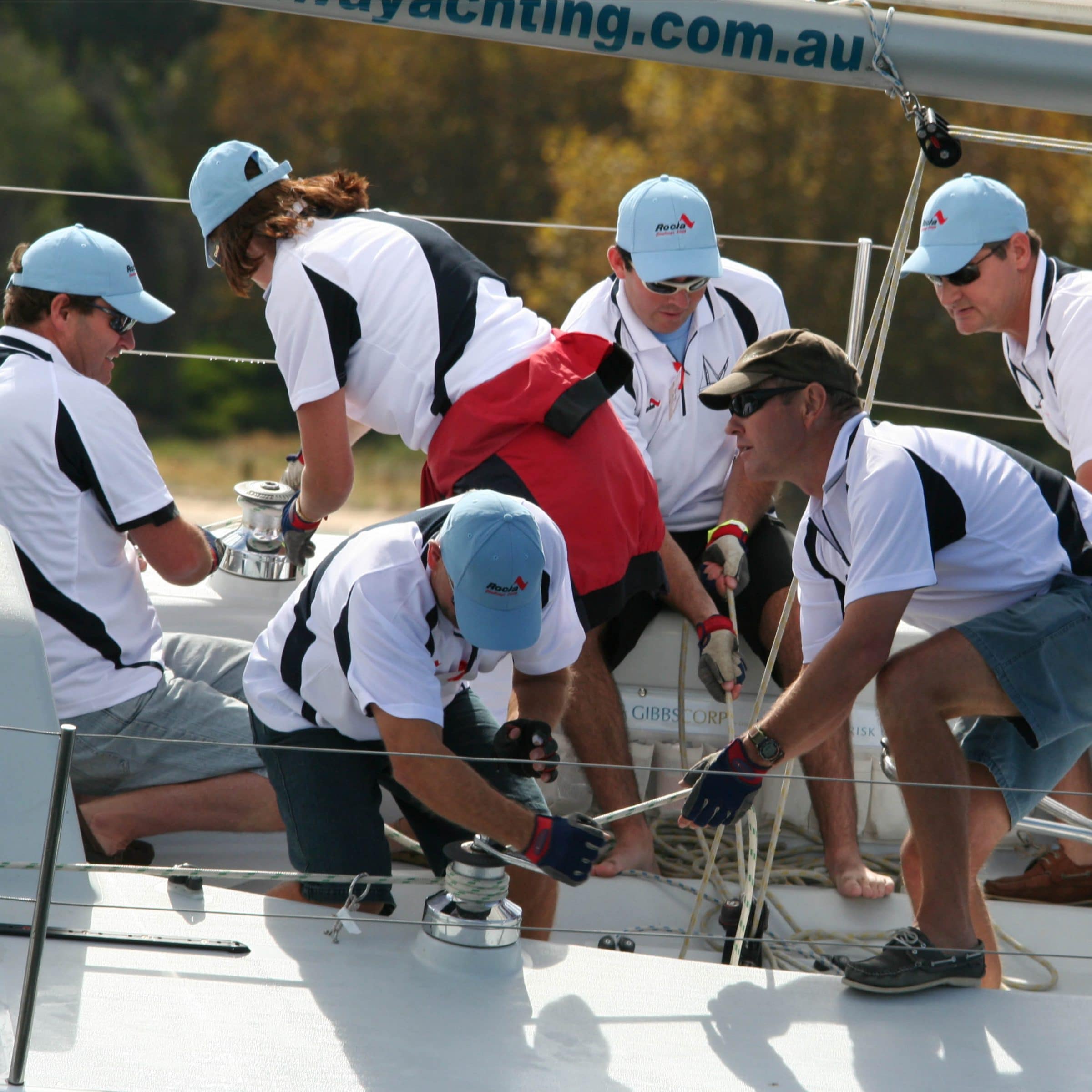 team building with swan river sailing in perth