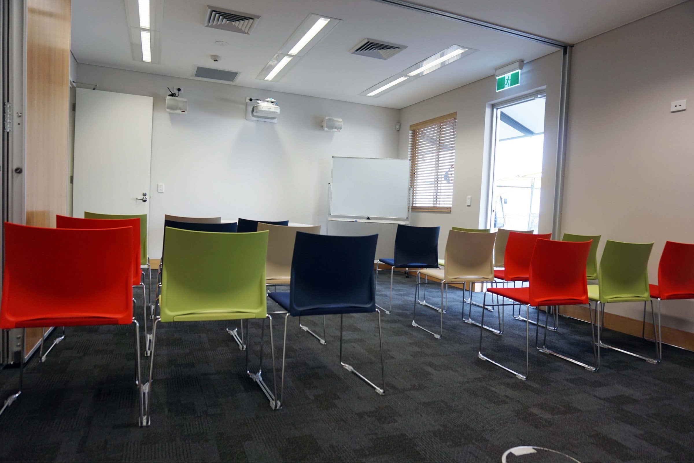 function room hire perth for corporate meetings with swan river sailing